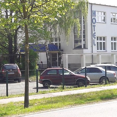 Amarillo Hotel Velten Exterior foto